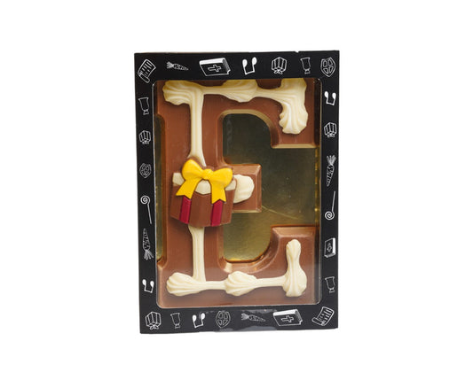 Luxe Gedecoreerde Melk Chocolade Letter E 240 Gram